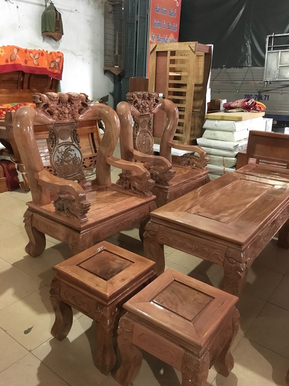 bàn ghế gỗ lát